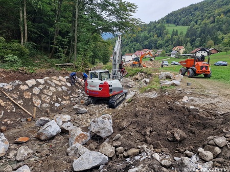Sanacijska obnova vodotokov in hudournikov po poplavah (32)